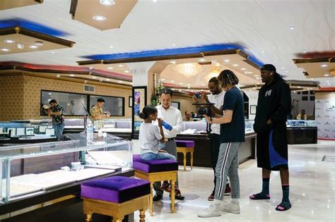 johnny dang store locations